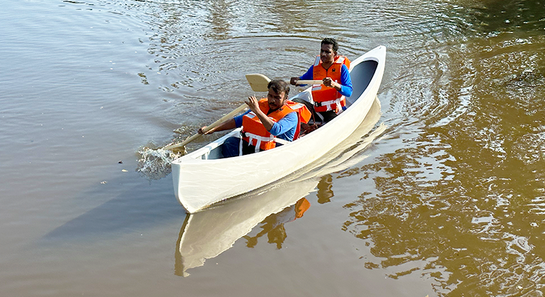 Canoe 450